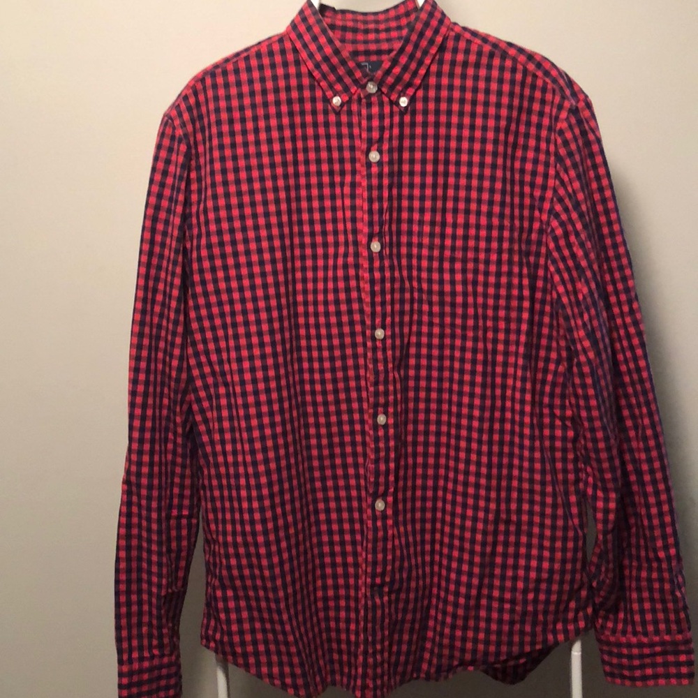 Gap size Large button down plaid shirt